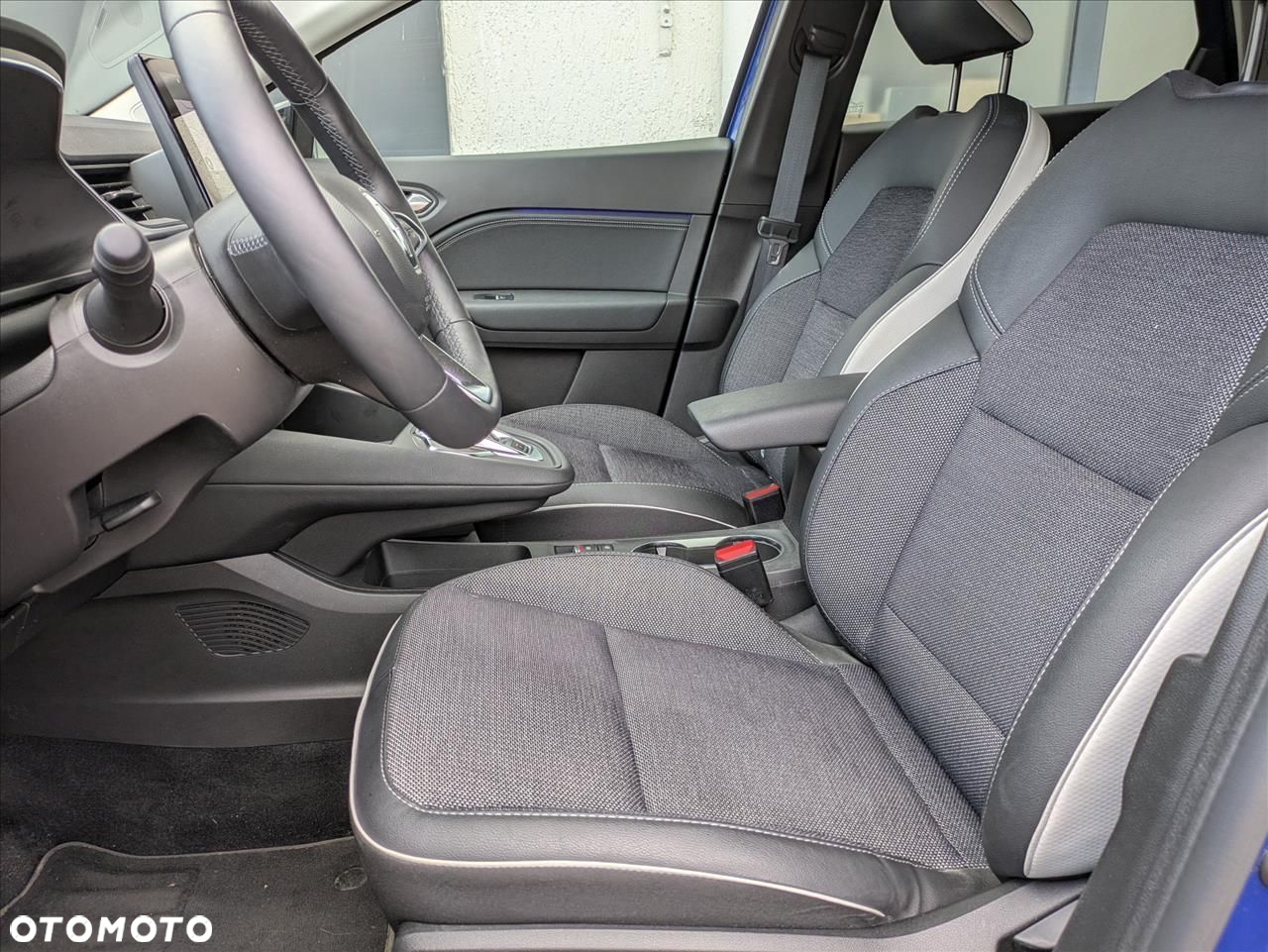 Renault Captur 1.6 E-TECH Full Hybrid 145 Techno - 10