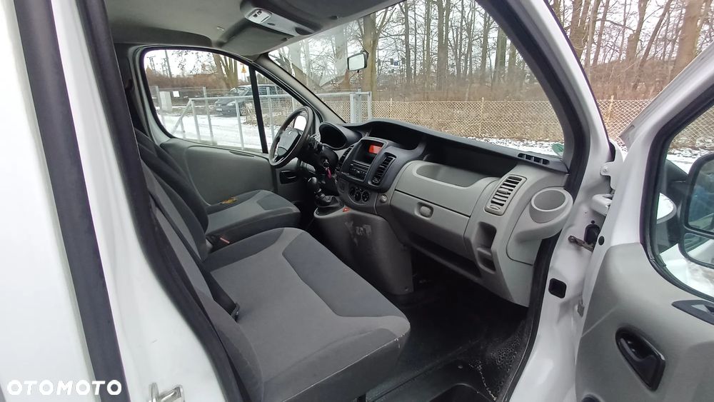 Renault Trafic - 8