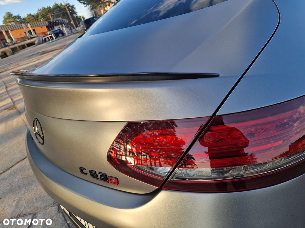 Mercedes-Benz Klasa C AMG 63 S AMG Speedshift MCT 9G - 13