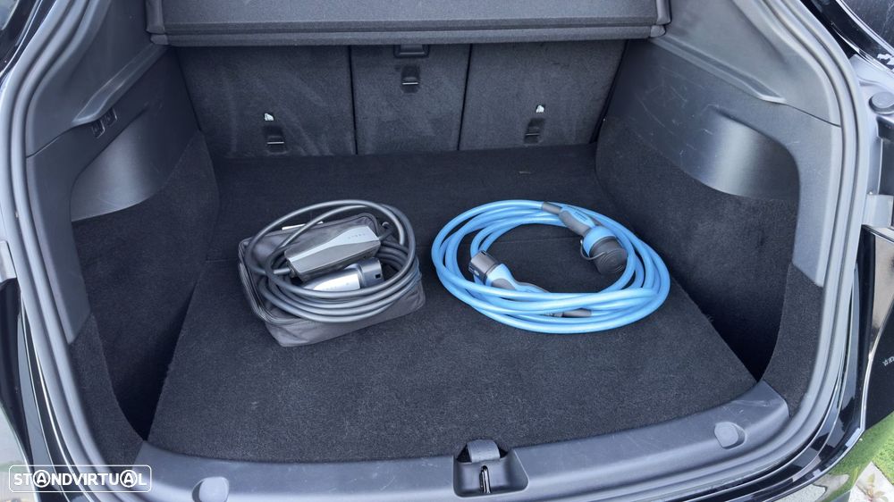 Tesla Model Y RWD - 42