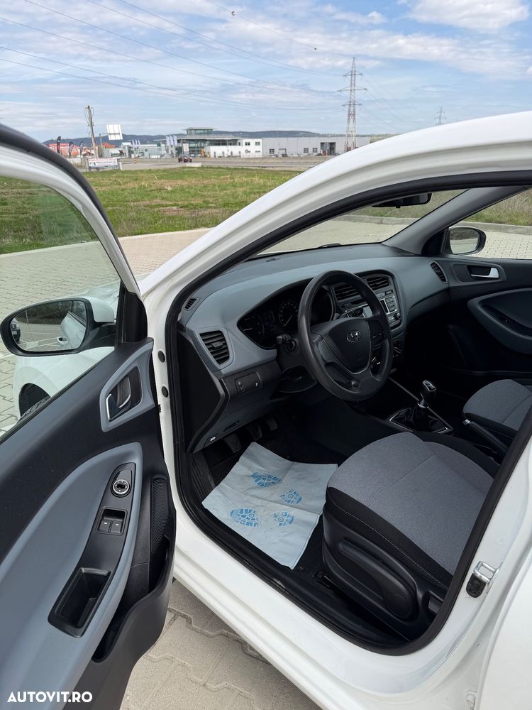 Hyundai i20 1.1 CRDi M/T Confort - 8
