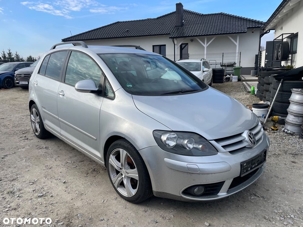 Volkswagen Golf Plus 2.0 TDI DPF United - 12