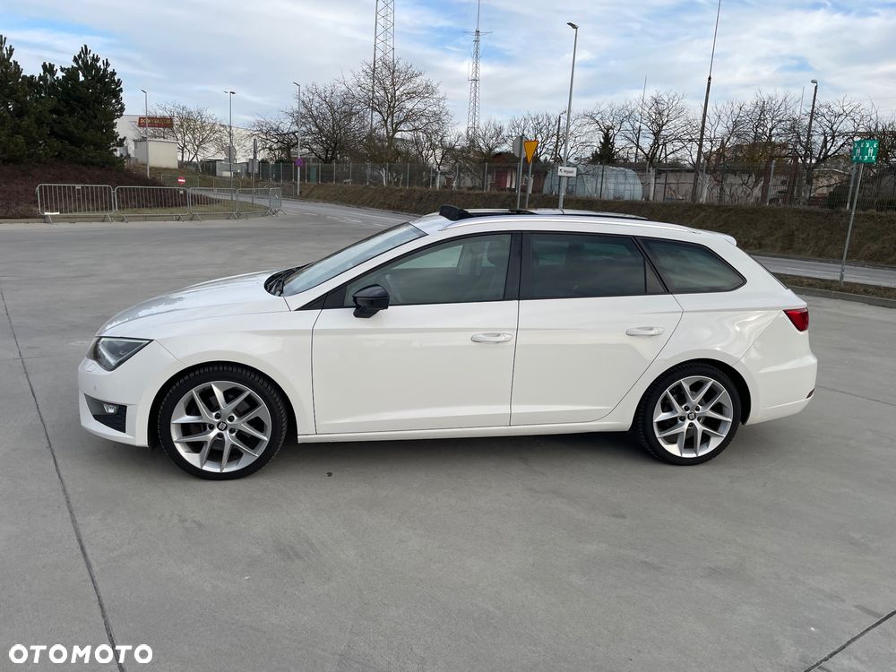 Seat Leon 2.0 TDI DPF Start&Stop DSG FR - 4