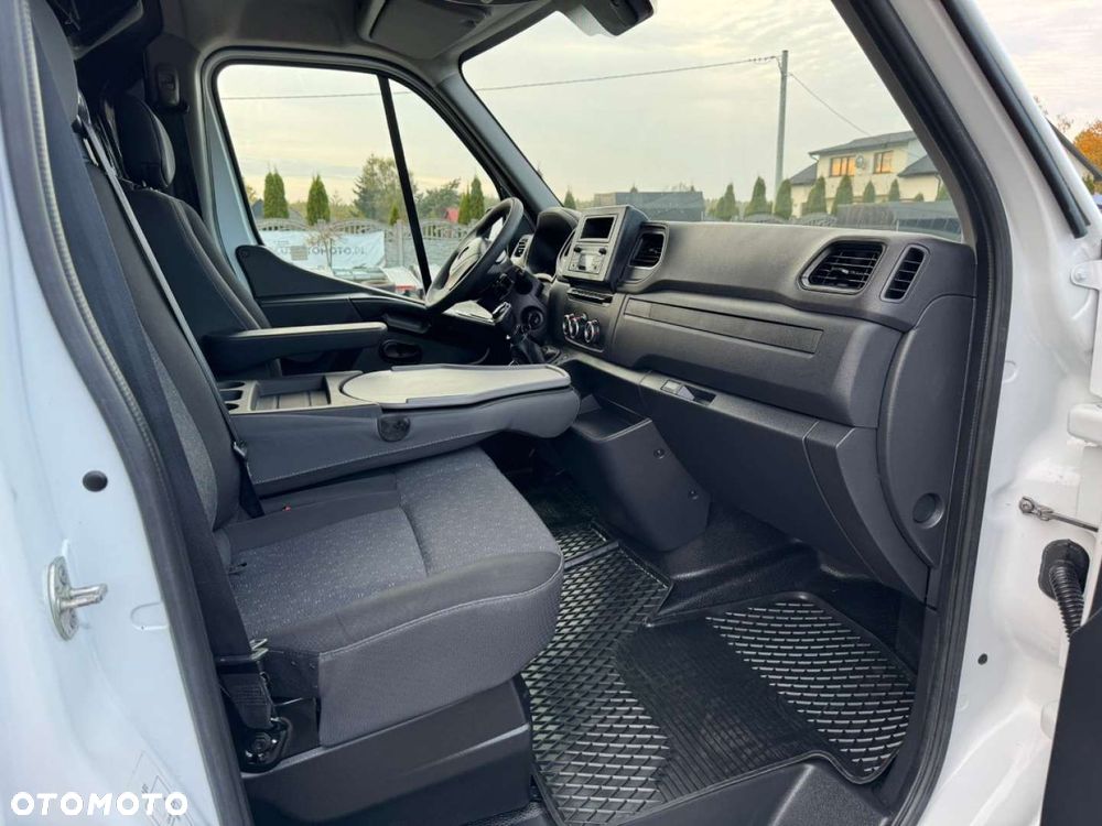 Opel Movano Maxi L4H2 Salon I właściciel - 25