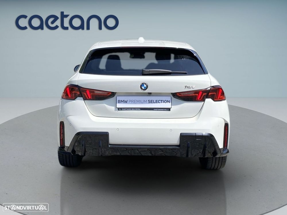 BMW 118 d — fotografia 16