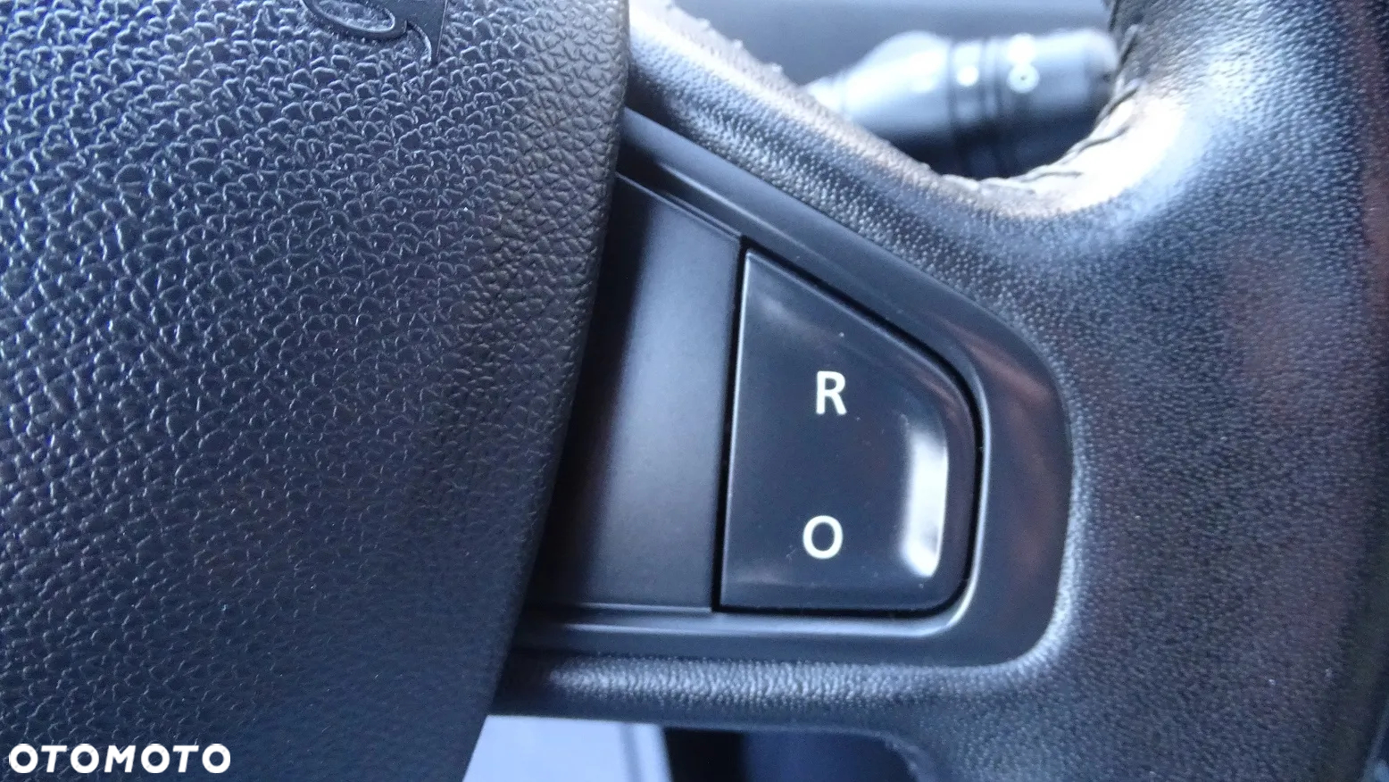 Renault Grand Scenic ENERGY dCi 110 EDC INTENS - 17