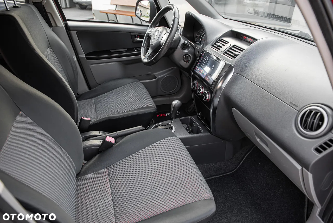 Suzuki SX4 1.6 Premium - 19