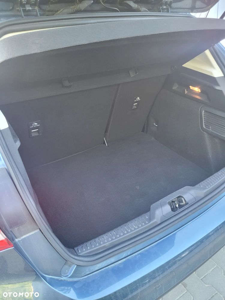 Ford Focus 1.0 EcoBoost Trend Edition - 16
