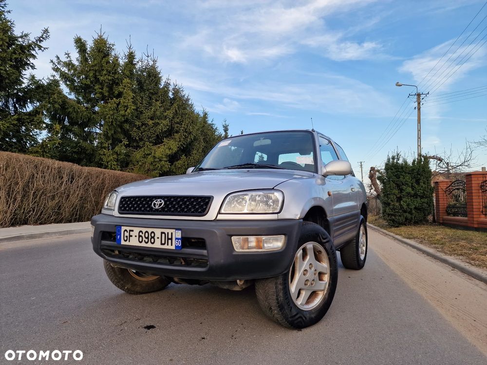 Toyota RAV4 2.0 Special - 18