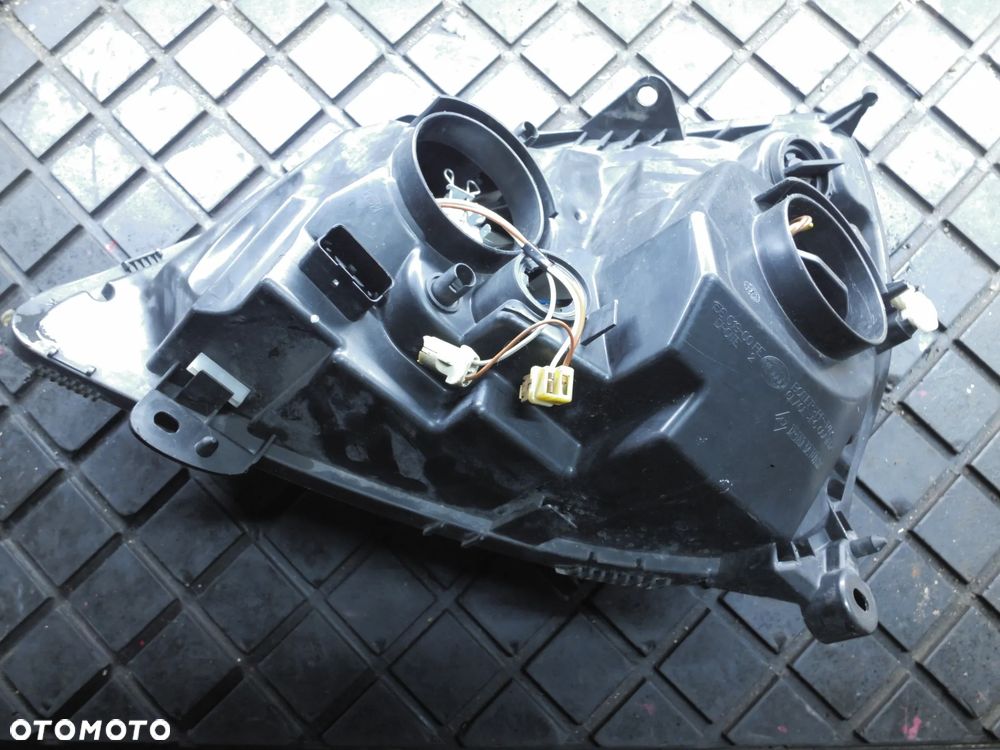 REFLEKTOR RENAULT CLIO II LIFT 01-05 CZARNA PRAWA - 2