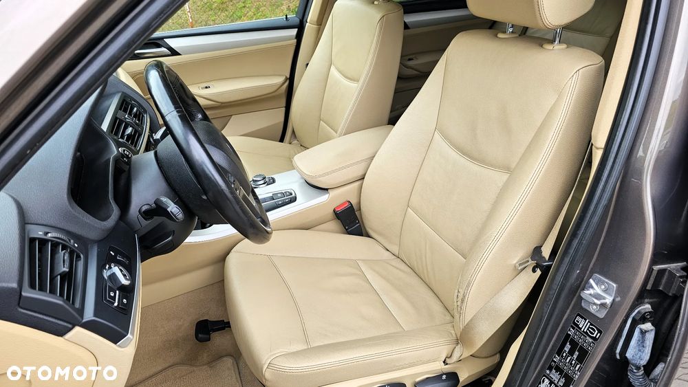 BMW X3 xDrive20d - 24