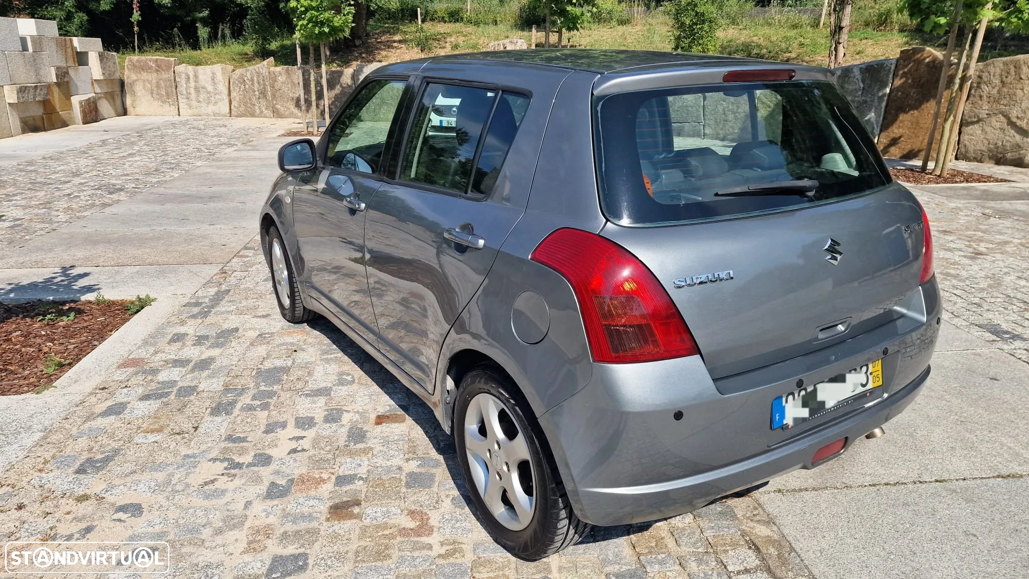 Suzuki Swift 1.3 DDiS GLX - 4