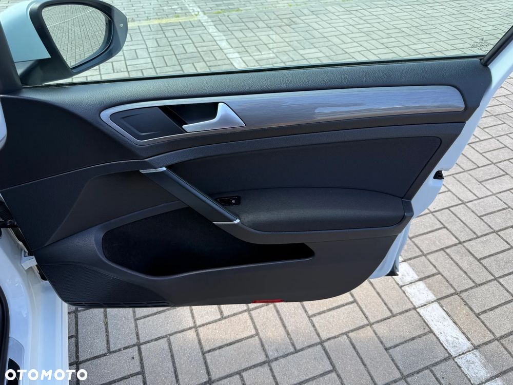 Volkswagen Golf 2.0 TDI BlueMotion Technology DSG Allstar - 26
