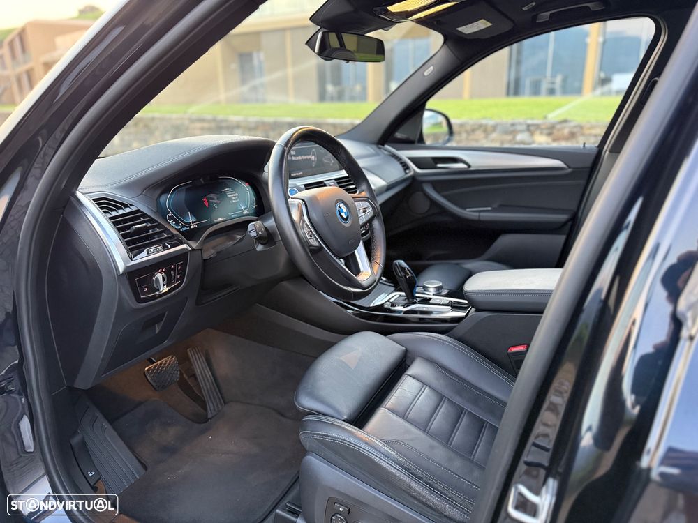 BMW iX3 M Sport Inspiring - 29