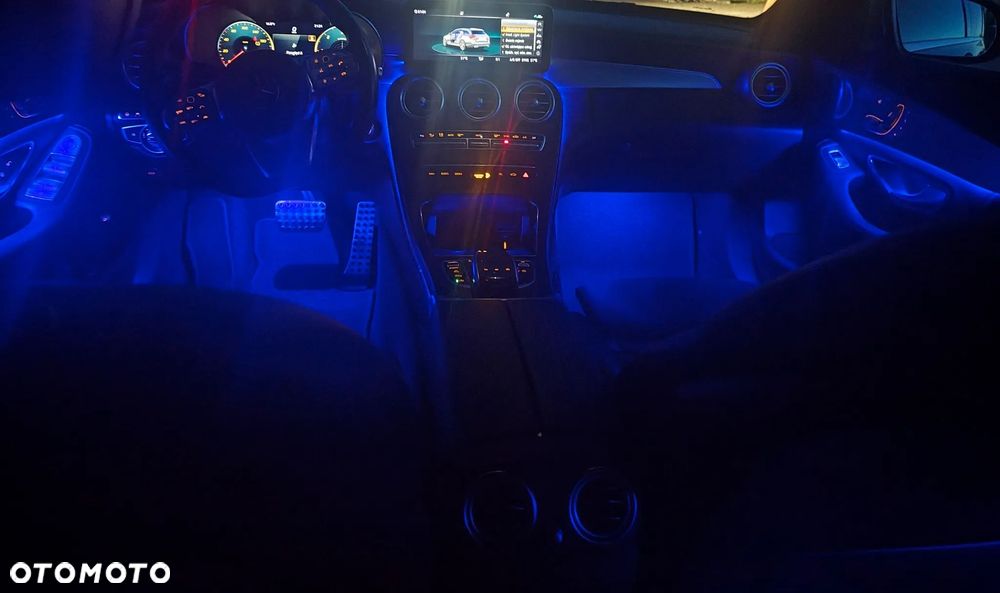 Mercedes-Benz Klasa C 220 d 9G-TRONIC AMG Line - 39
