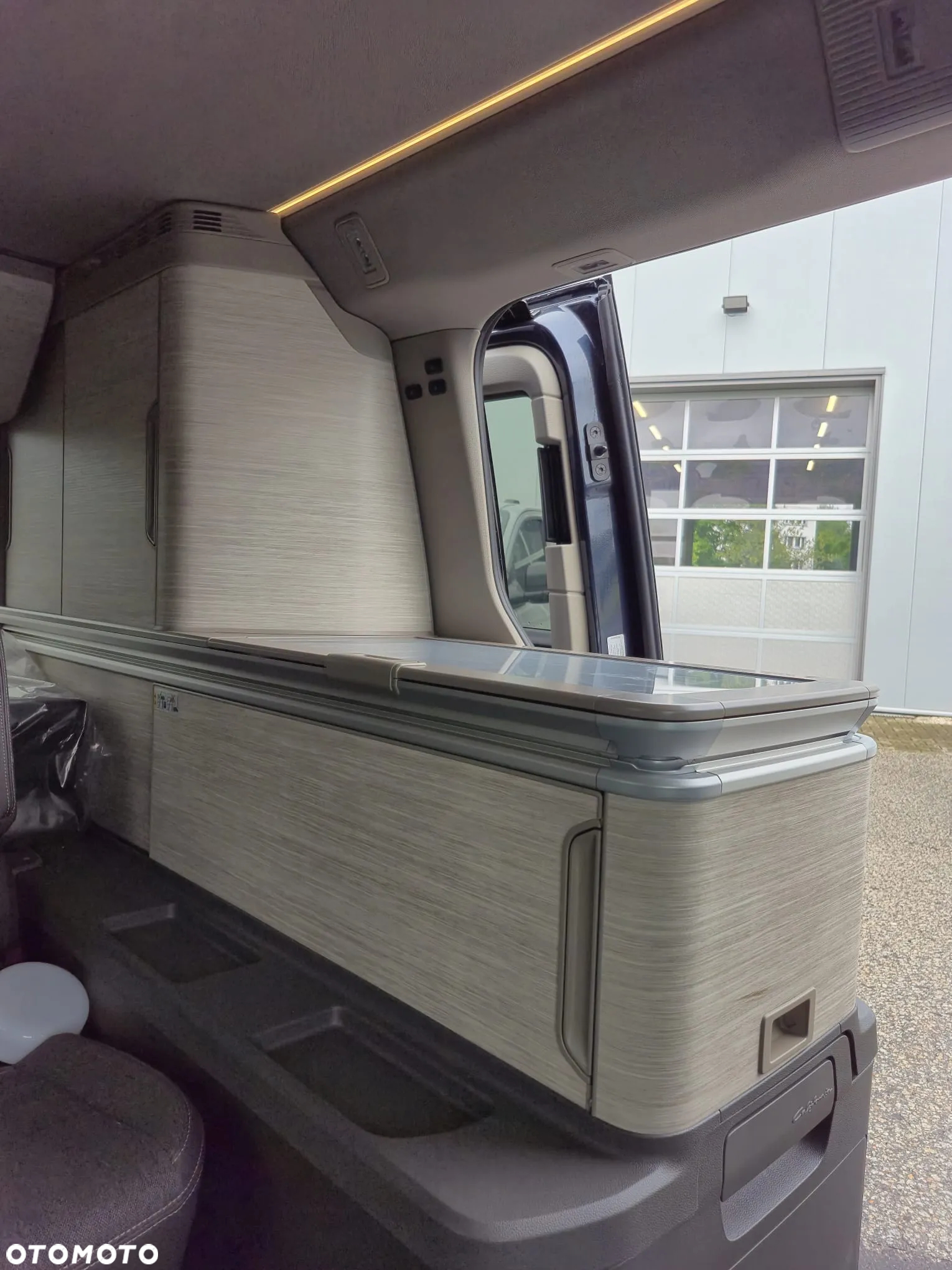 Volkswagen California - 12
