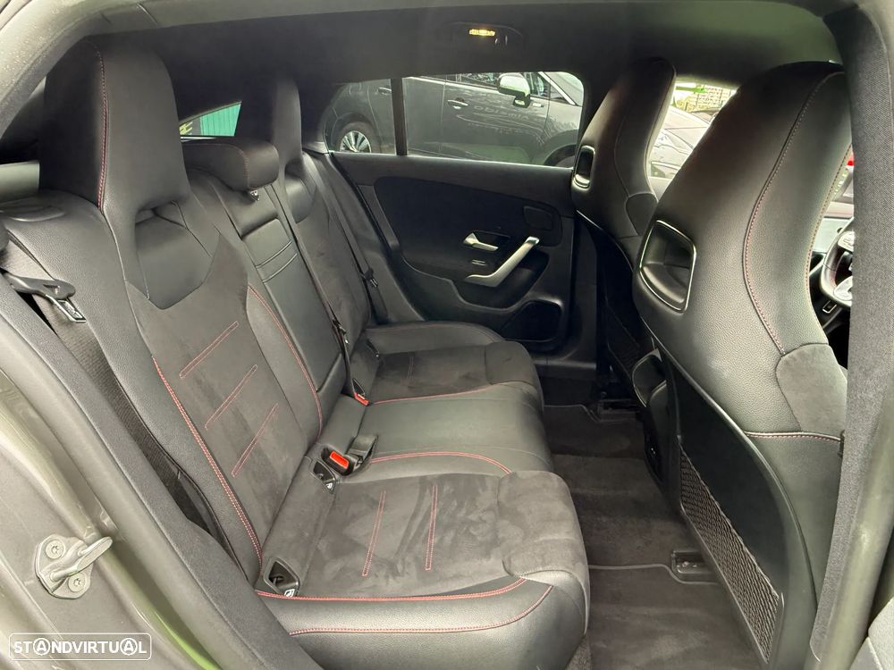 Mercedes-Benz CLA 200 d Shooting Brake AMG Line Aut. - 31