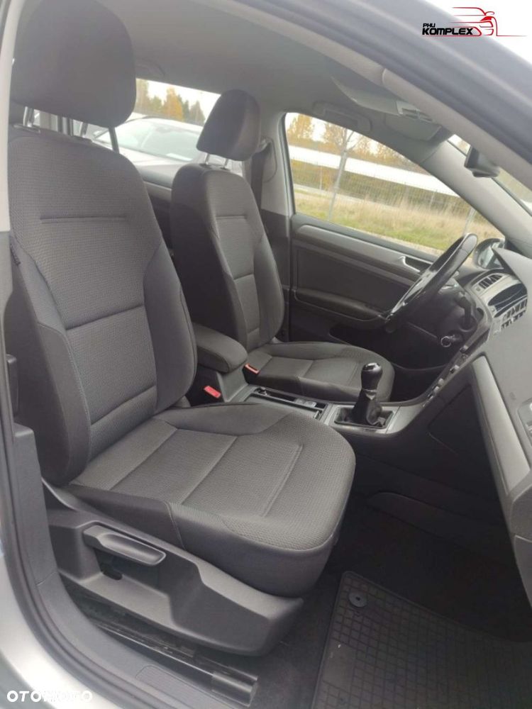 Volkswagen Golf - 13