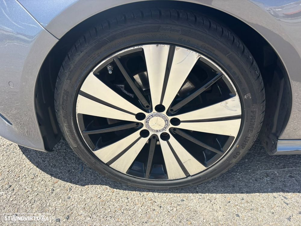 Mercedes-Benz CLA 200 d 4Matic 7G-DCT AMG Line - 60
