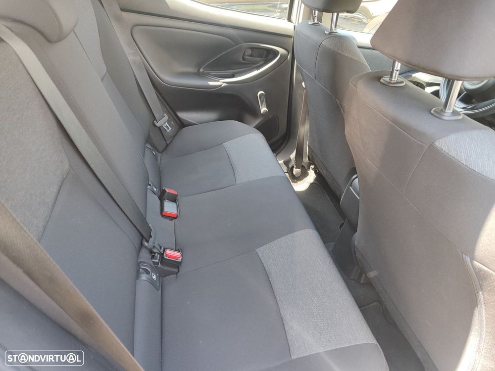 Toyota Yaris - 8