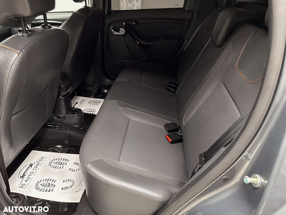 Dacia Duster 1.6 SCe 4WD SL Orange - 20