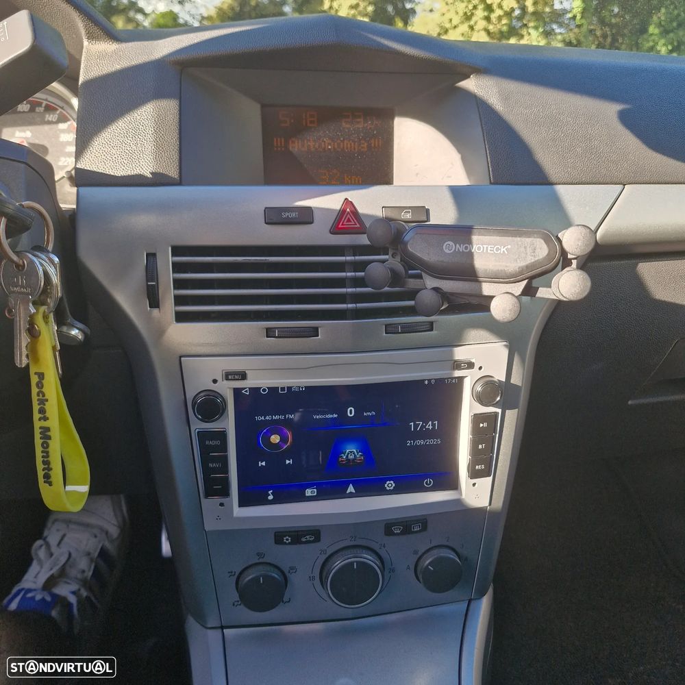 Opel Astra GTC 1.7 CDTI - 13