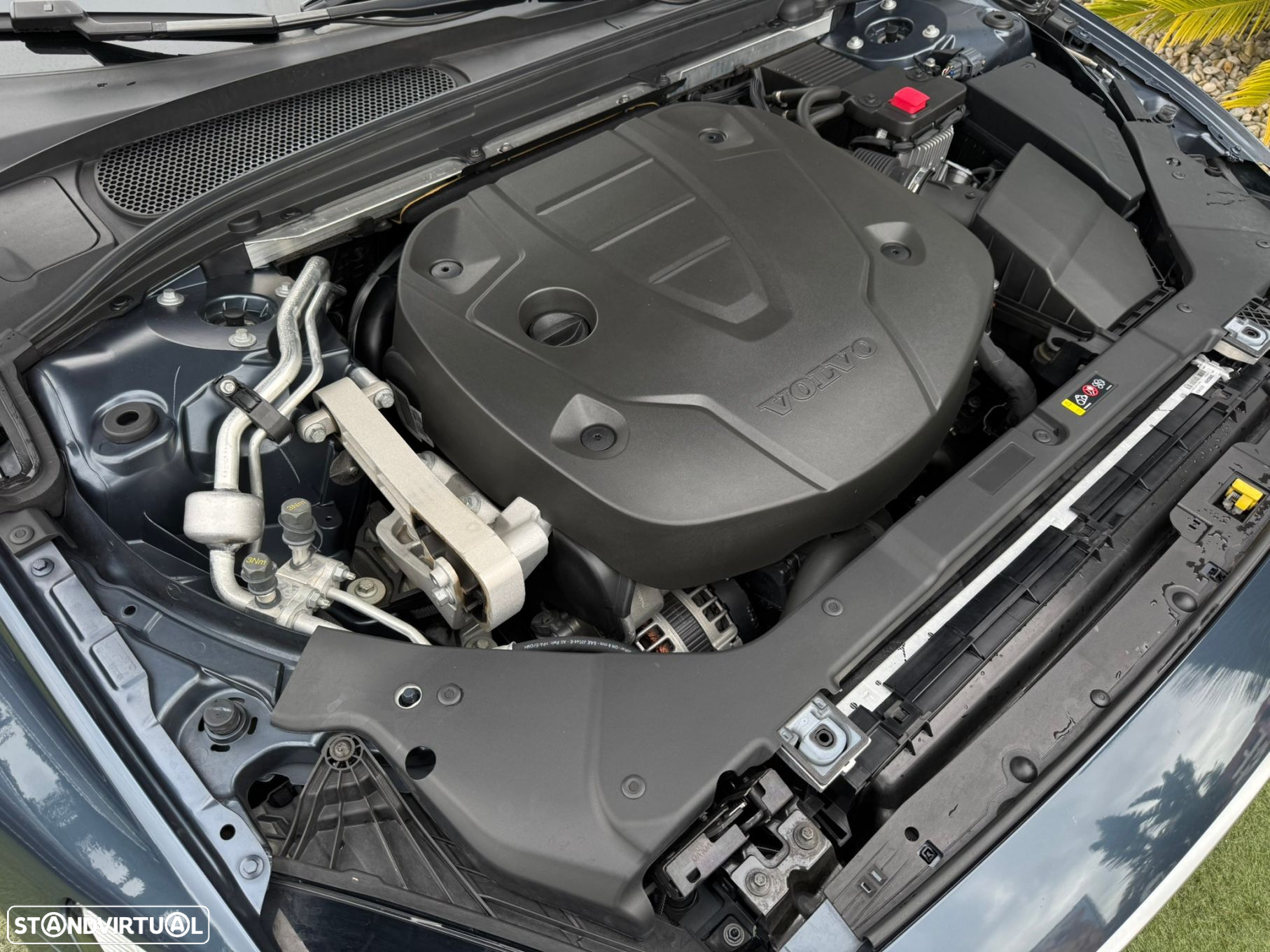 Volvo V60 2.0 D3 R-Design Geartronic - 59