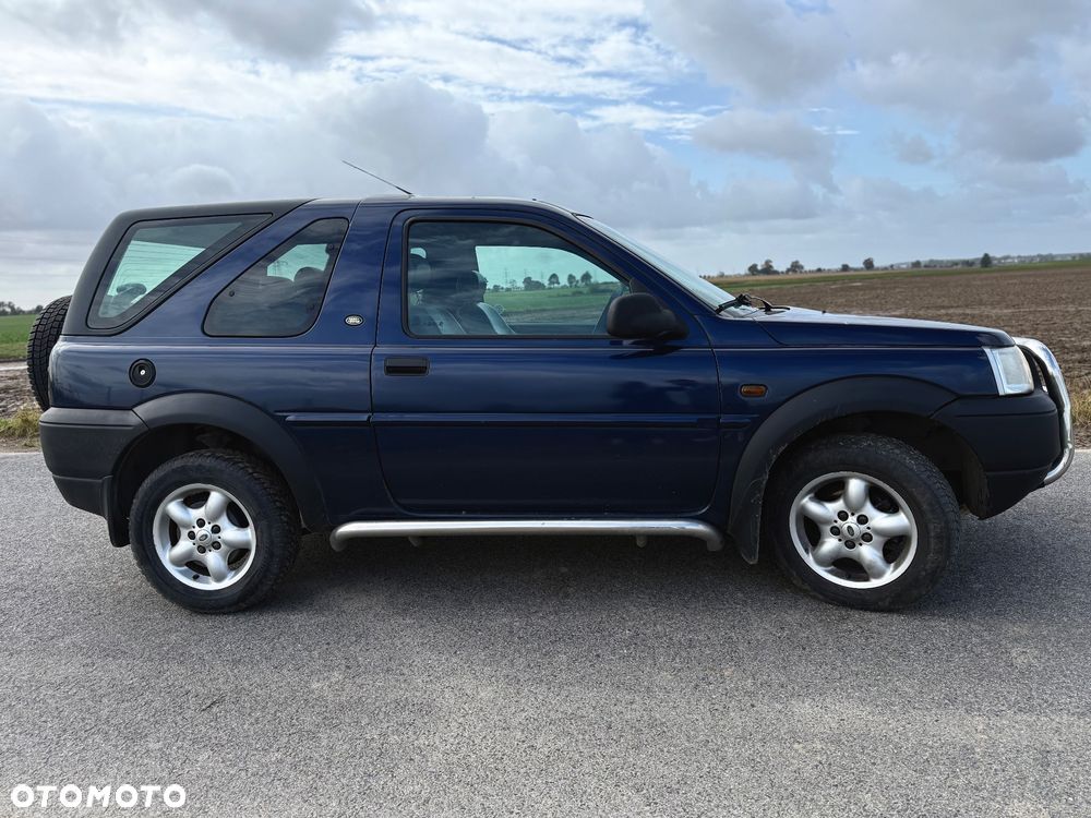 Land Rover Freelander 2.0 D - 3