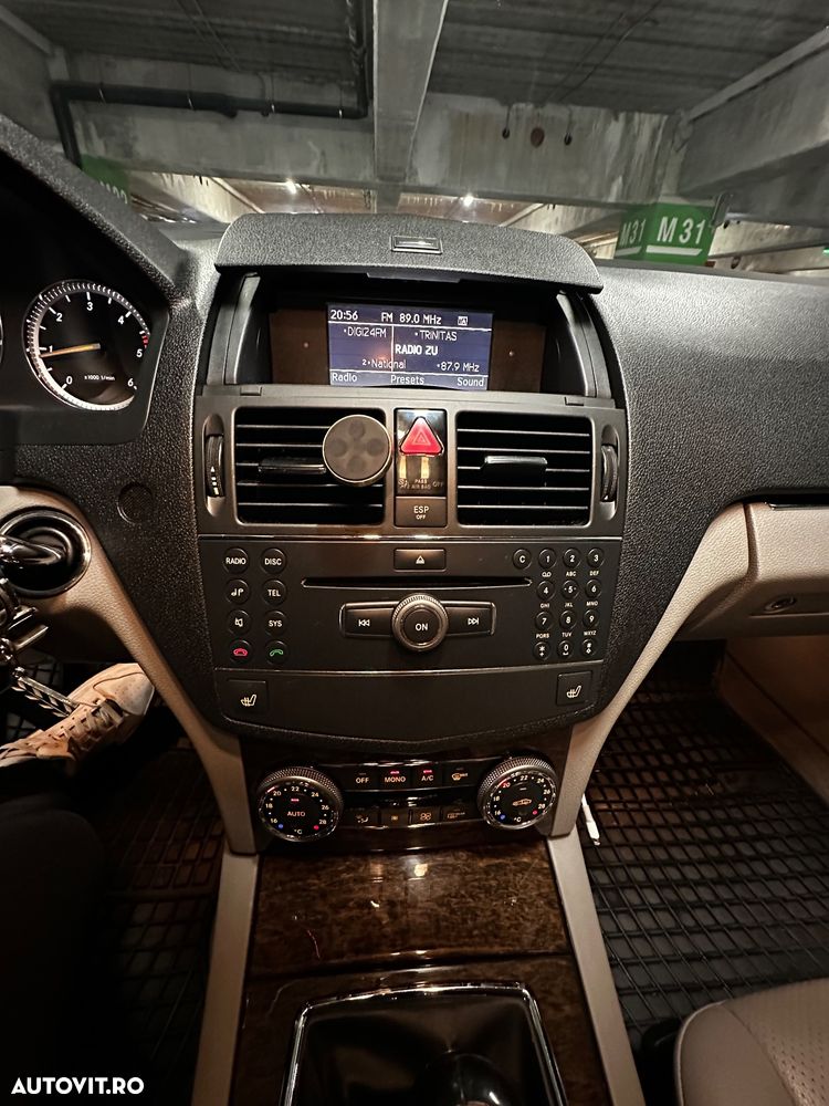 Mercedes-Benz C 200 T-modell Diesel - 11