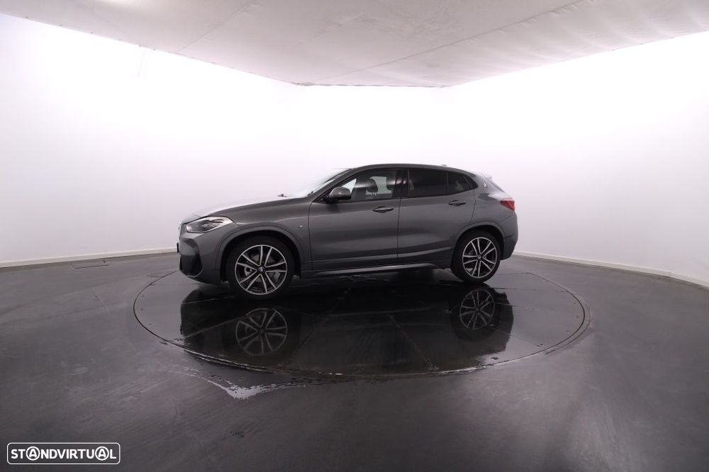 BMW X2 16 d sDrive Auto Pack M - 2