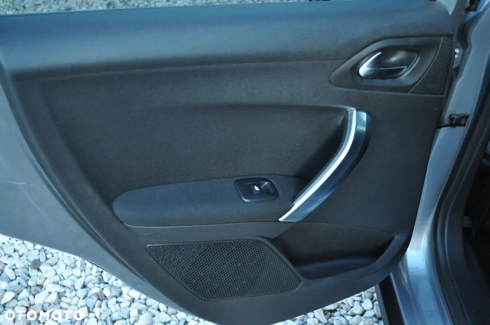 Peugeot 2008 1.2 Pure Tech GPF Allure S&S - 27