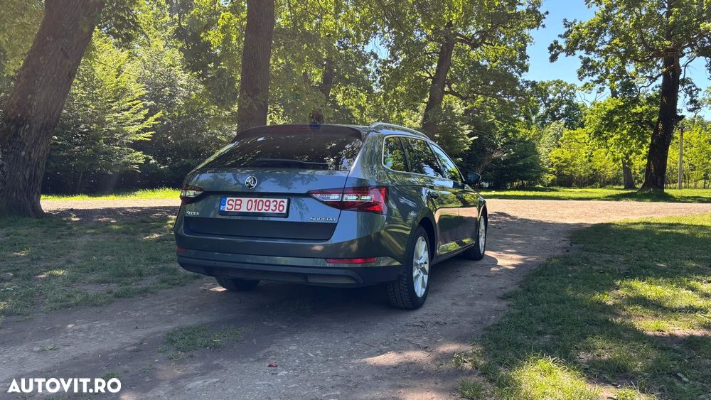 SKODA Superb 2019 — imagine 15