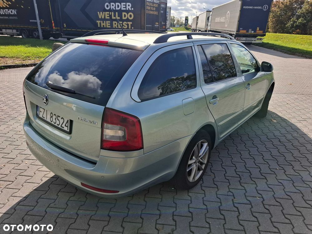 Skoda Octavia 2011 photo 5