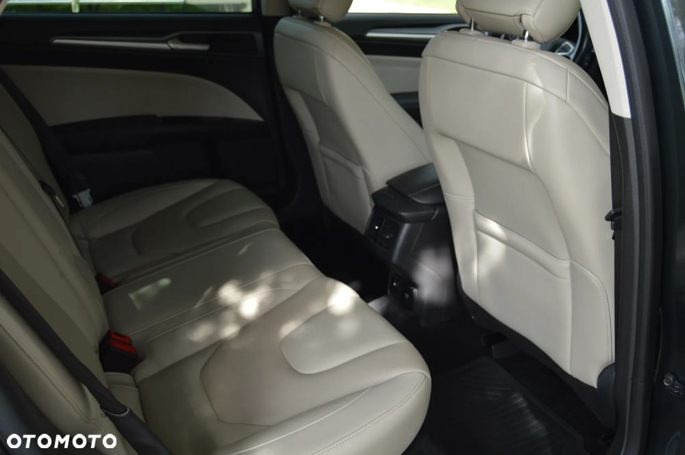 Ford Mondeo 2.0 TDCi Bi-Turbo PowerShift-Aut Titanium - 29