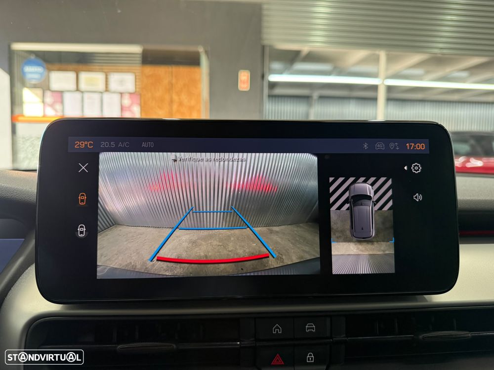 Jeep Avenger 1.2 e-Hybrid Summit DCT — fotografia 13