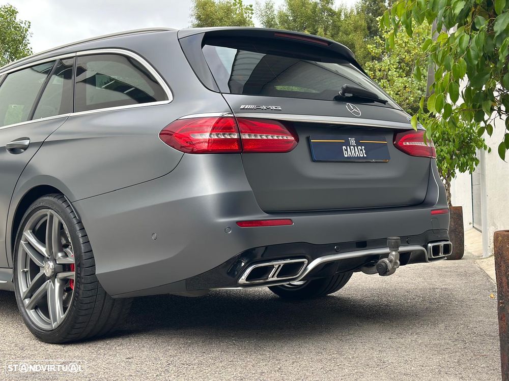 Mercedes-Benz E 63 AMG S 4-Matic+ - 20