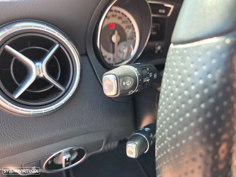 Mercedes-Benz CLA 220 (CDI) d 7G-DCT Orange Art Edition - 46