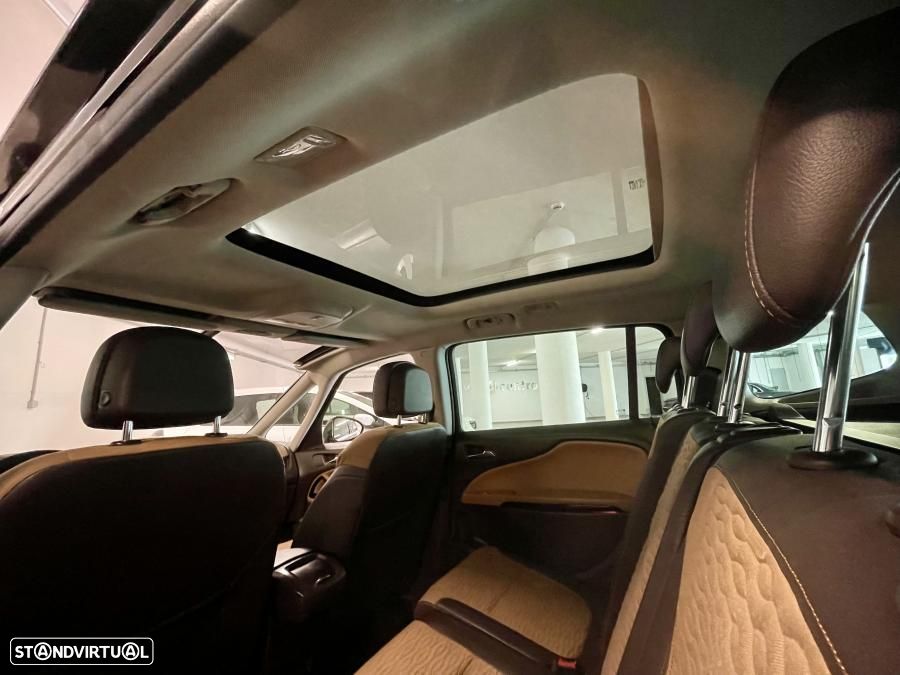 Opel Zafira 1.6 CDTi Cosmo - 21
