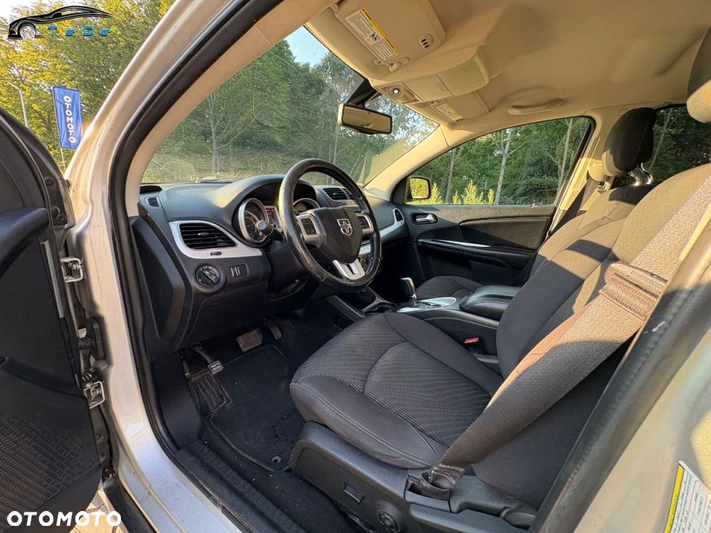 Dodge Journey - 16