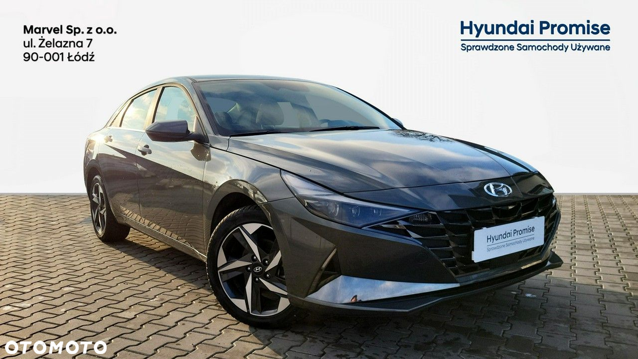 Hyundai Elantra - 3