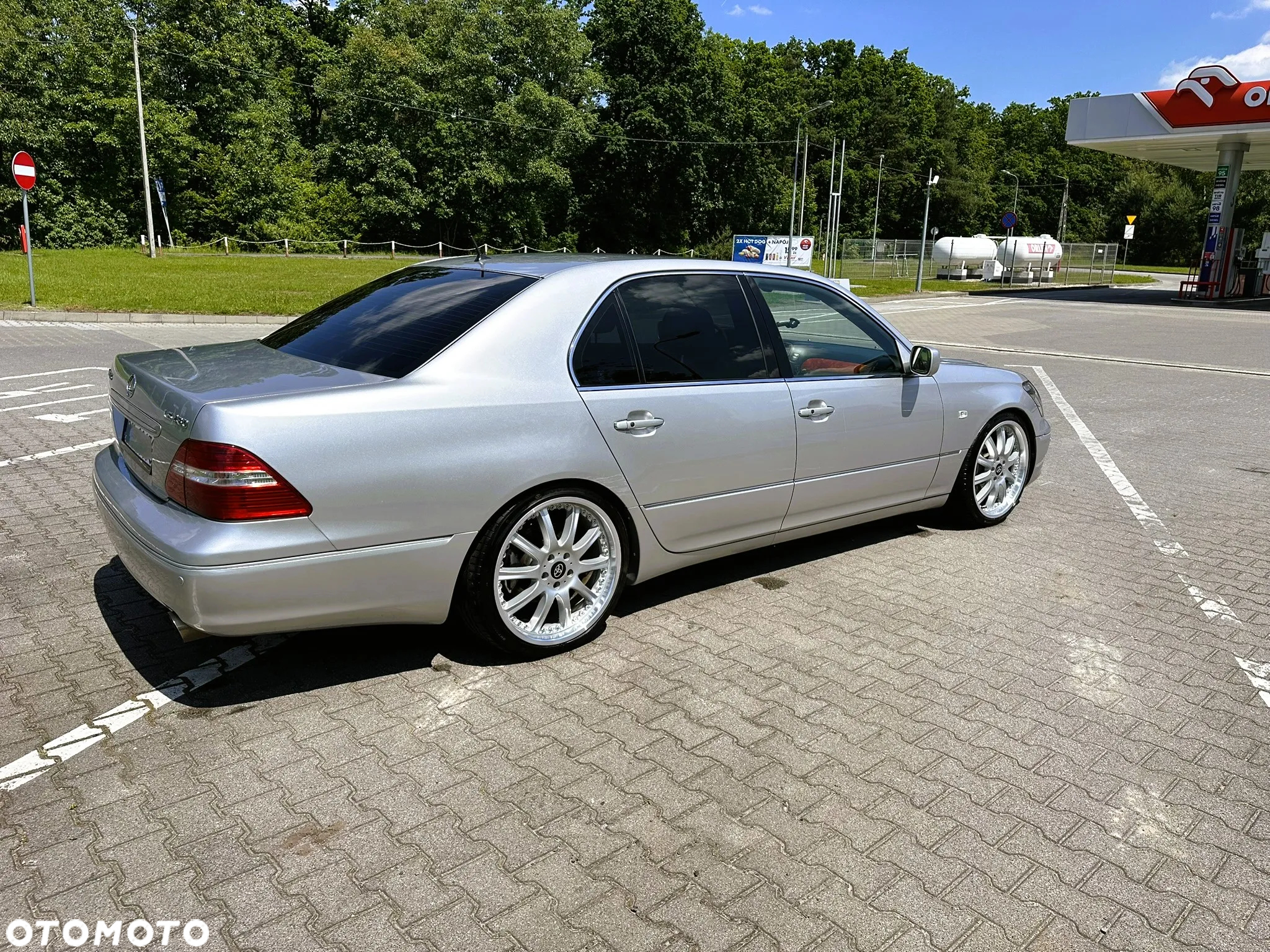 Lexus LS - 3