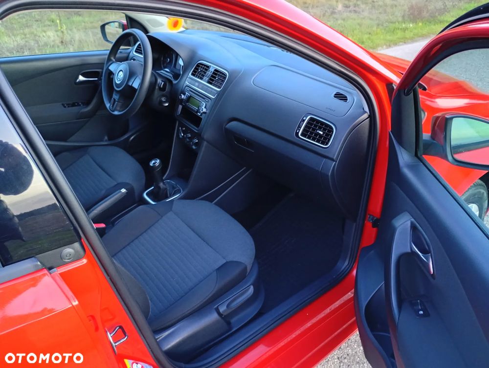Volkswagen Polo 1.4 16V Trendline - 22
