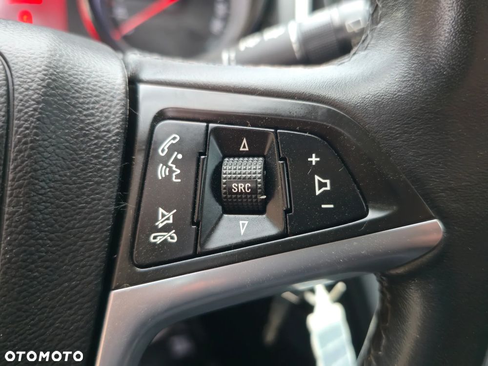 Opel Astra 1.4 Turbo Cosmo - 35