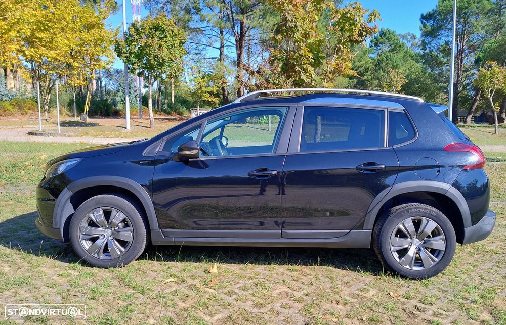 Peugeot 2008 1.5 BlueHDi Signature - 6