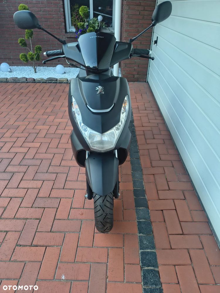 Peugeot Kisbee - 2