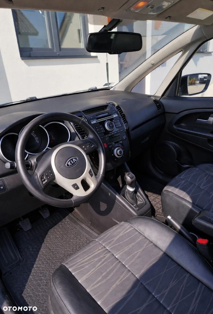 Kia Venga 1.6 CRDi 128 Mind - 15