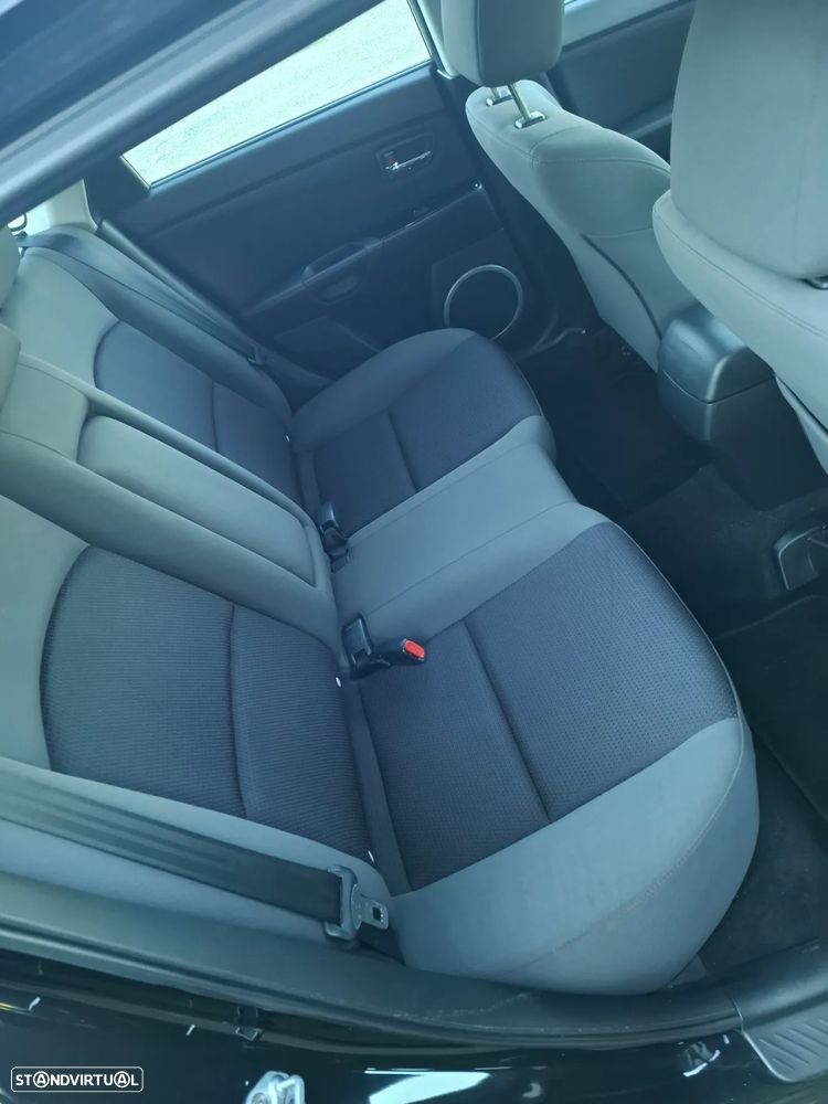 Mazda 3 MZ-CD 1.6 Exclusive - 10