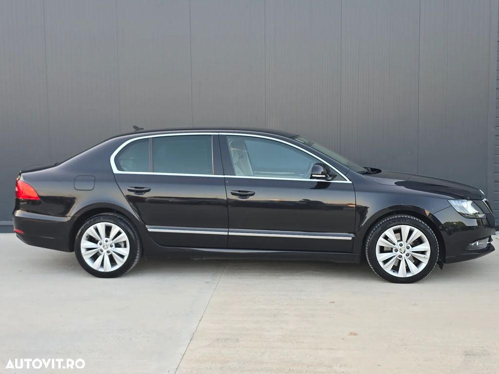 SKODA Superb 2014 — imagine 12