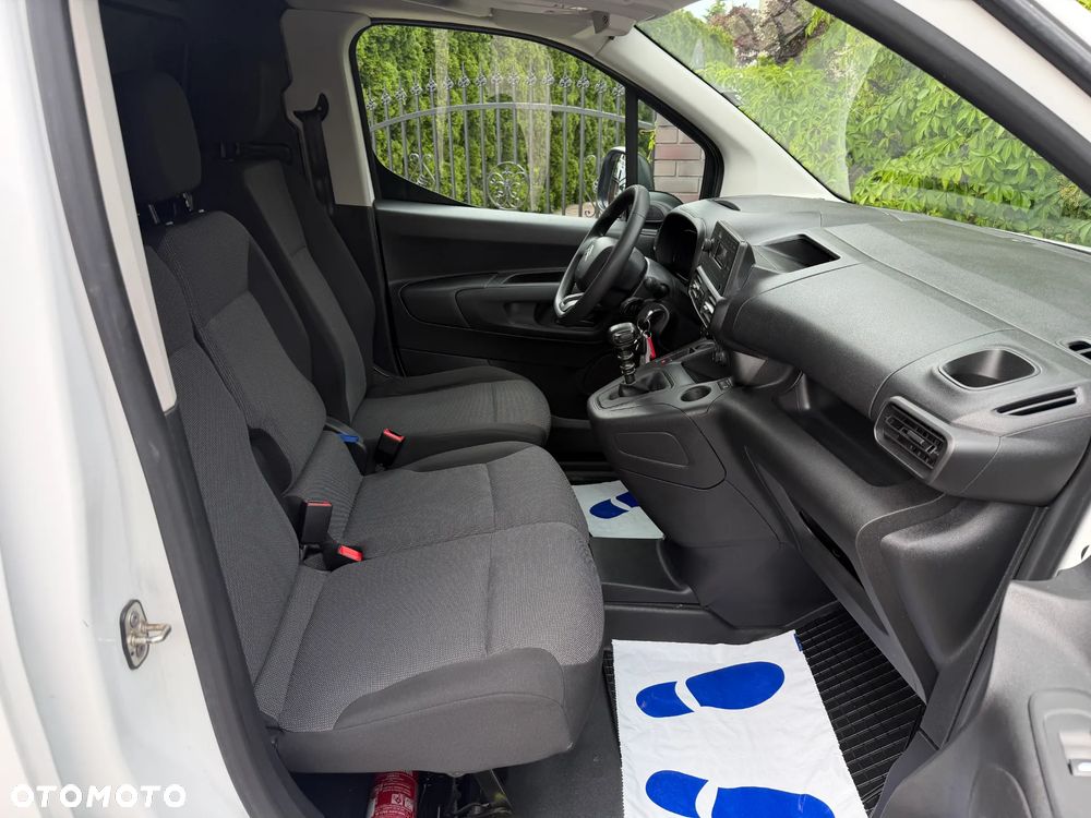 Citroën BERLINGO - 12