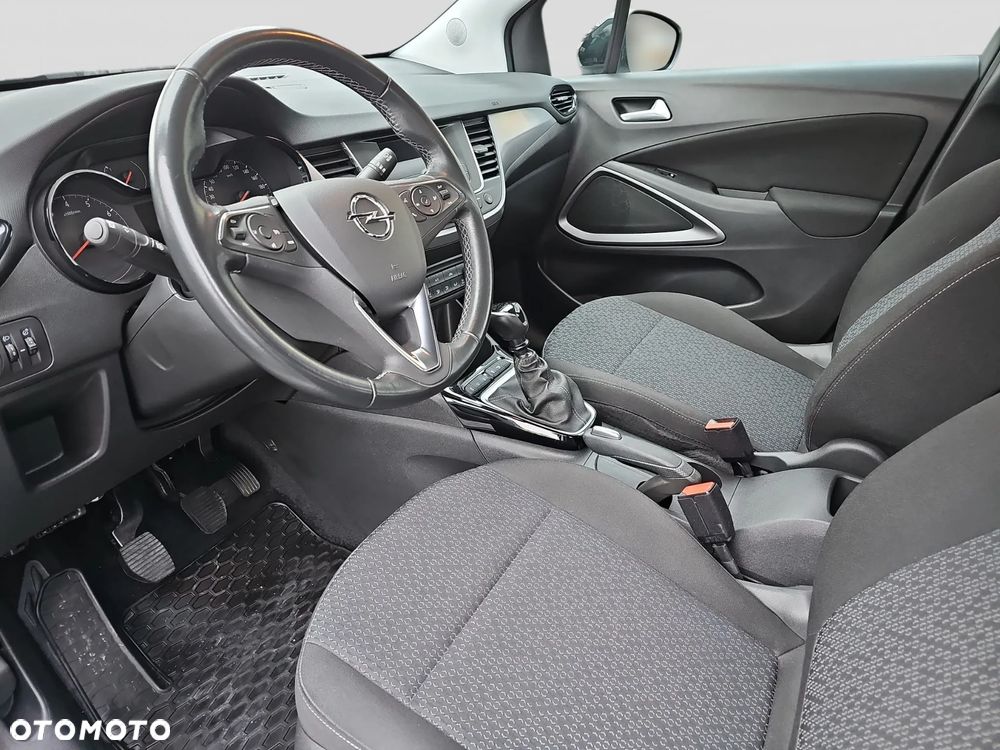 Opel Crossland X - 10